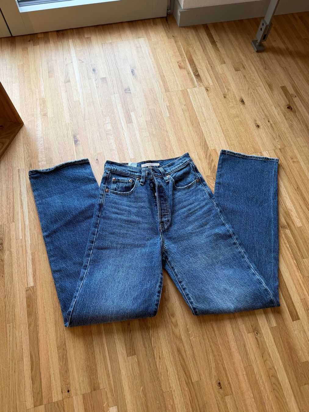Levi's Jeans: Levis Ribcage Straight 25/32 – Usato da Dübendorf venduto da gas_2wcn 2