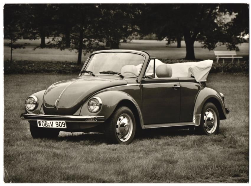 Fotografie & Manifesti: Fotografie Volkswagen, Auto VW Käfer Ca – Usato da Berlin venduto da bartko-reher