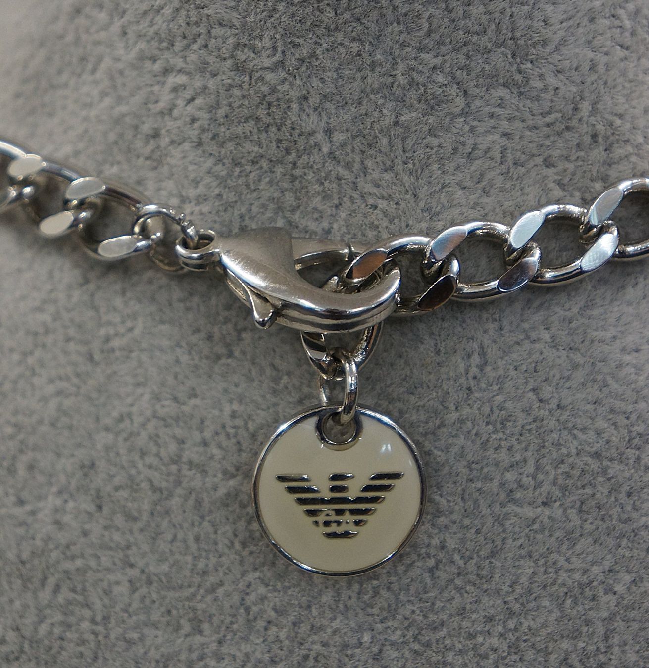 Armani Ketten: Emporio Armani Statement-Kette mit Blumen – Gebraucht aus Basel von bk_brockibasel 4