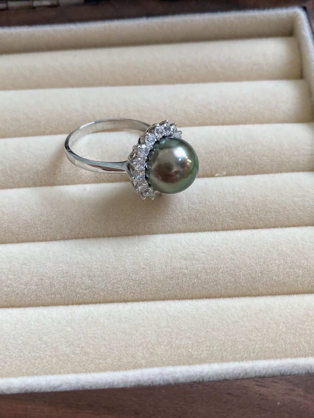 Anelli: 11.2 mm Tahiti Perlen Ring /echte Perle – Nuovo e nell'imballaggio originale da Sarnen venduto da Yingsperlen1 2