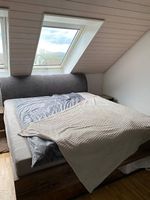 gemütliches 180x200 Doppelbett mit wegen Umzug abzugeben!