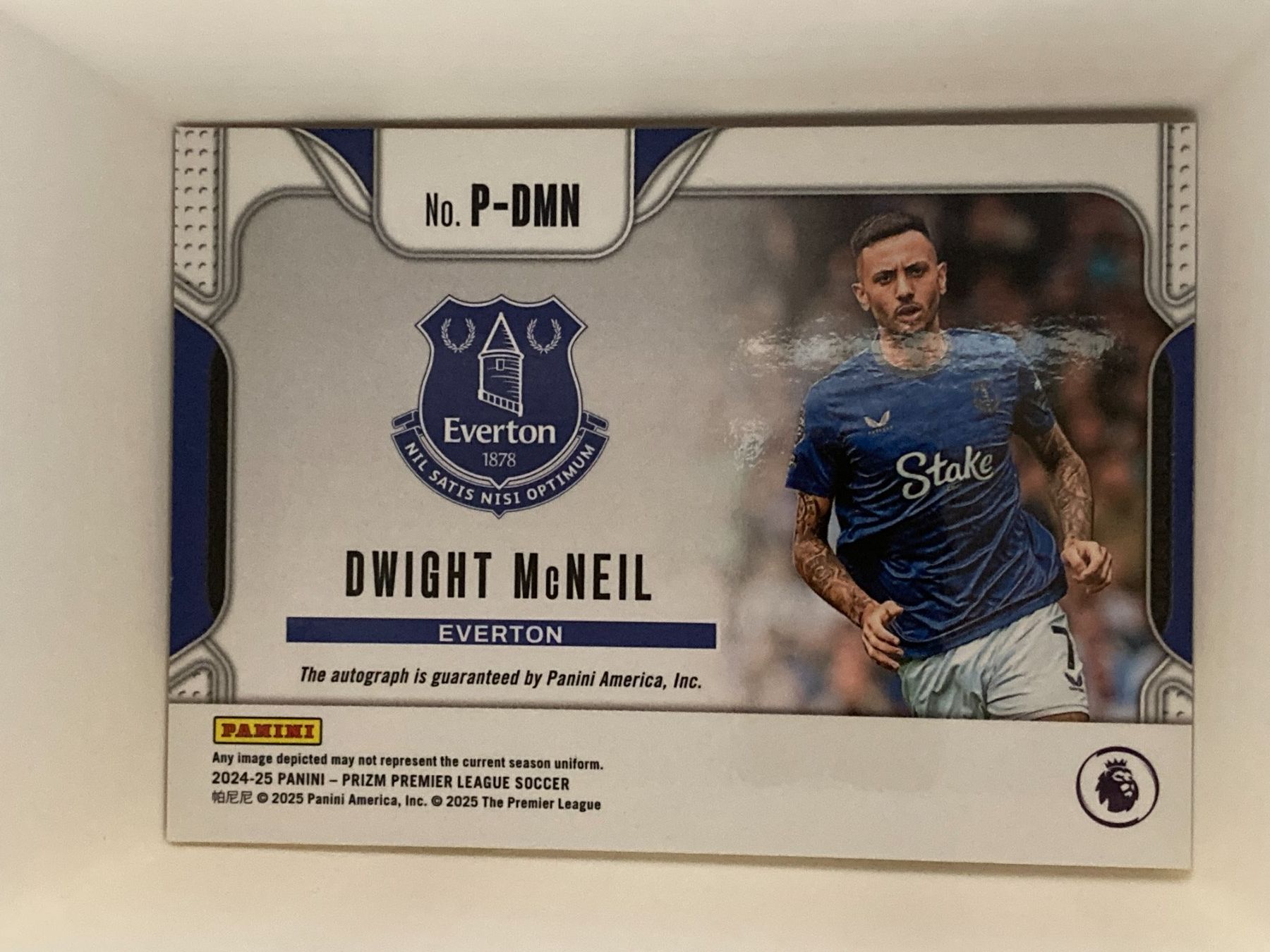 Panini Carte collezionabili: Panini Prizm EPL 24-25 - Dwight McNeil Auto – Nuovo (secondo la descrizione) da La Tour-de-Peilz venduto da Tyalos_Cards 1