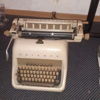 Triumph Schreibmaschine Retro Vintage Deko