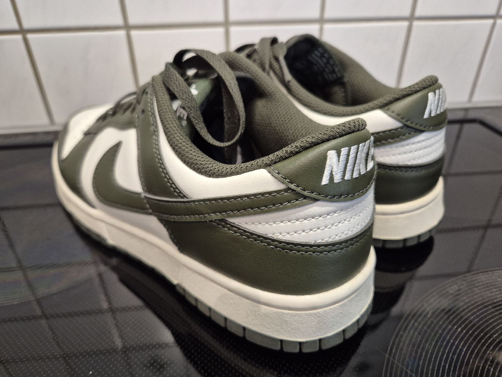 Nike Herrenschuhe: Nike Schuhe Dunk Low 42,5 – Neu (gemäss Beschreibung) aus Oetwil am See von Janina5 1