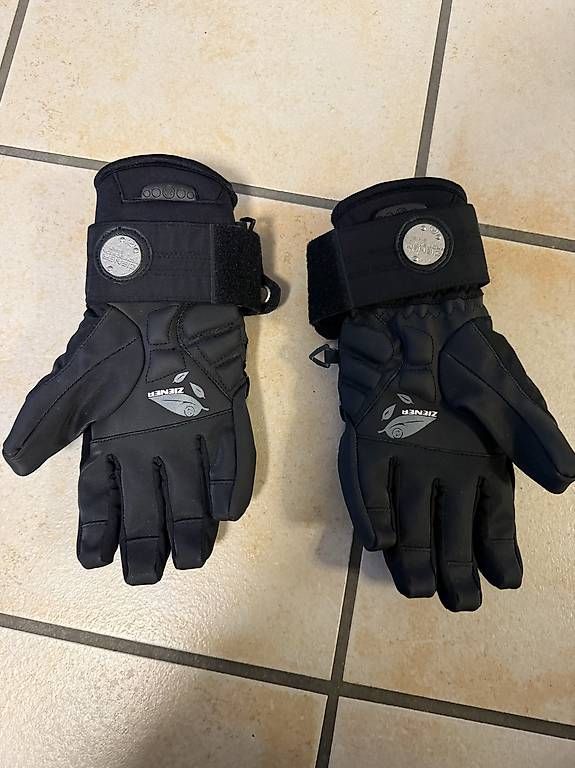 Gants & mitaines : Skihandschuhe Ziener – Neuf avec emballage d'origine à Rickenbach Sulz par Gaby99 1