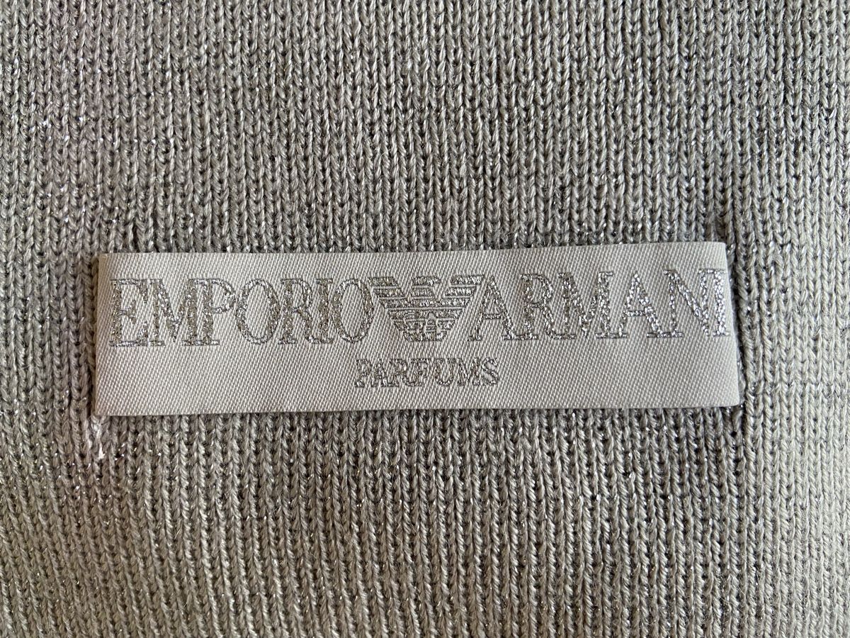 Armani Foulard & Sciarpe: Emporio Armani Schal, Silber Glitzer – Nuovo (secondo la descrizione) da Schwarzenburg venduto da Aha016 1