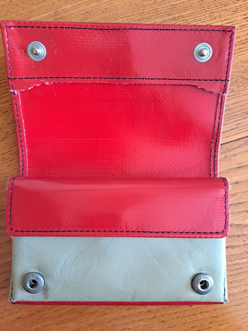 Freitag Brieftaschen: Freitag Max Portemonnaie – Gebraucht aus Bonstetten von LivaGina 1