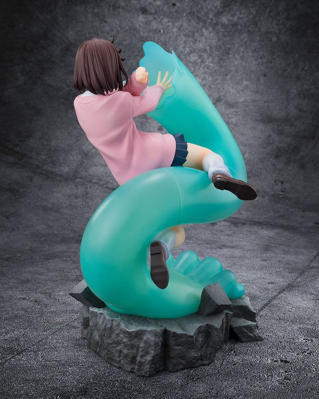 Bandai Statuette: Dandadan statuette PVC Figuarts ZERO Momo 17 cm – Nuovo e nell'imballaggio originale da St-Imier venduto da ATTAKSHOP 2