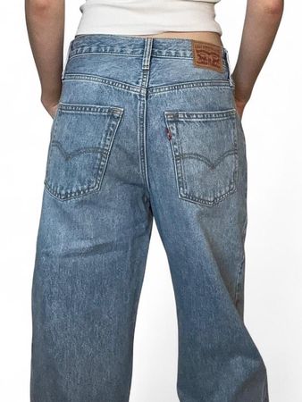 Levi’s 94 Baggy blue jeans, size 26