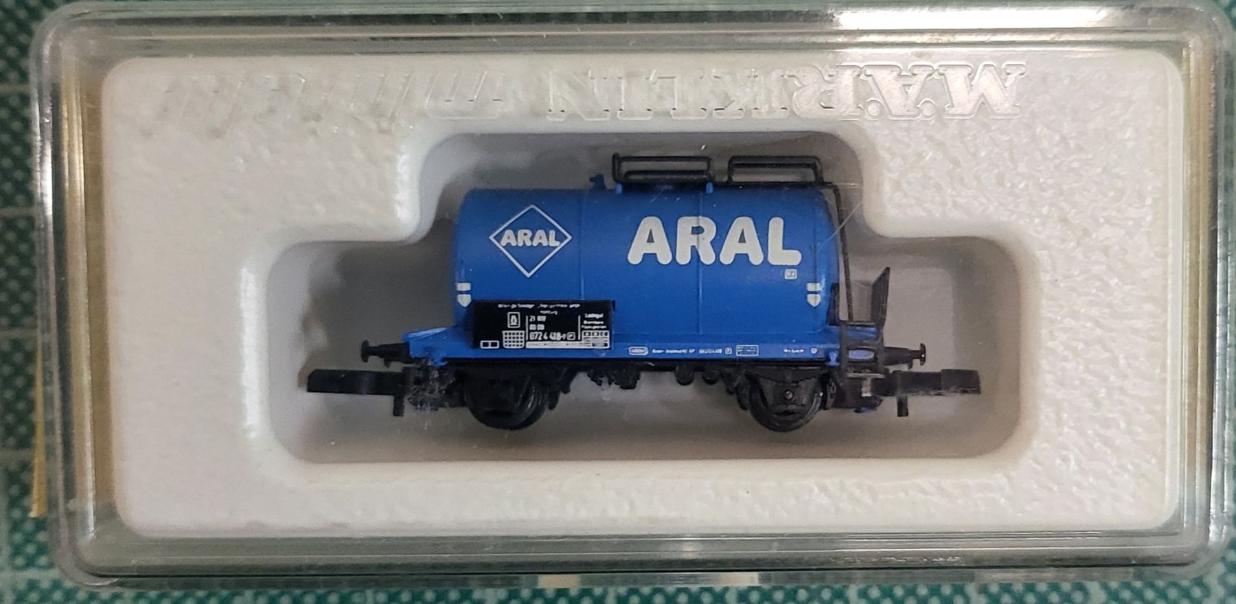 Märklin Modellini di ferrovie: Märklin 8613 Aral Tankwagen – Nuovo (secondo la descrizione) da Malters venduto da minitrix79