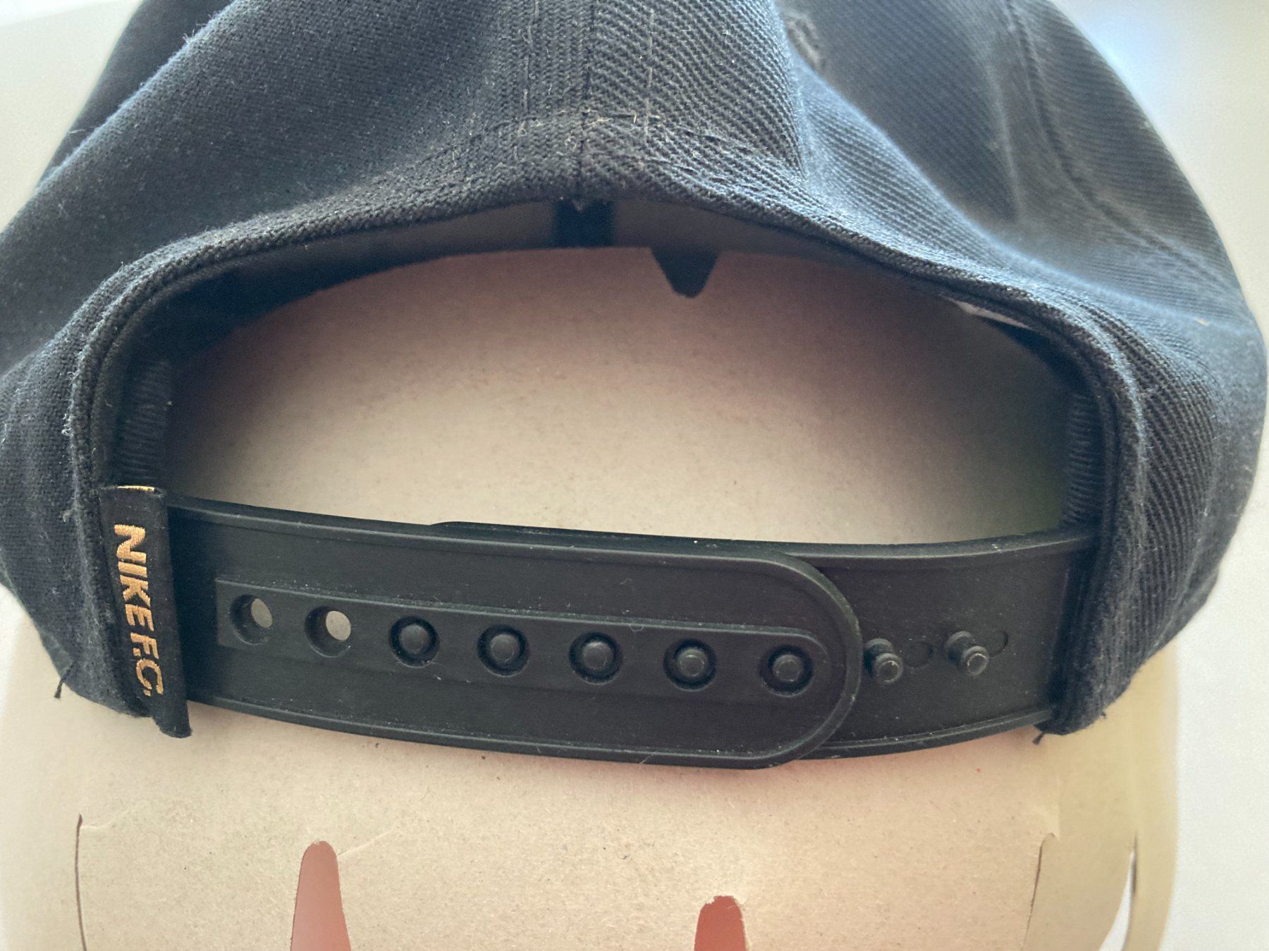 Nike Altro in  Abbigliamento & Accessori: Cape von Nike – Usato da Obfelden venduto da miau68 2