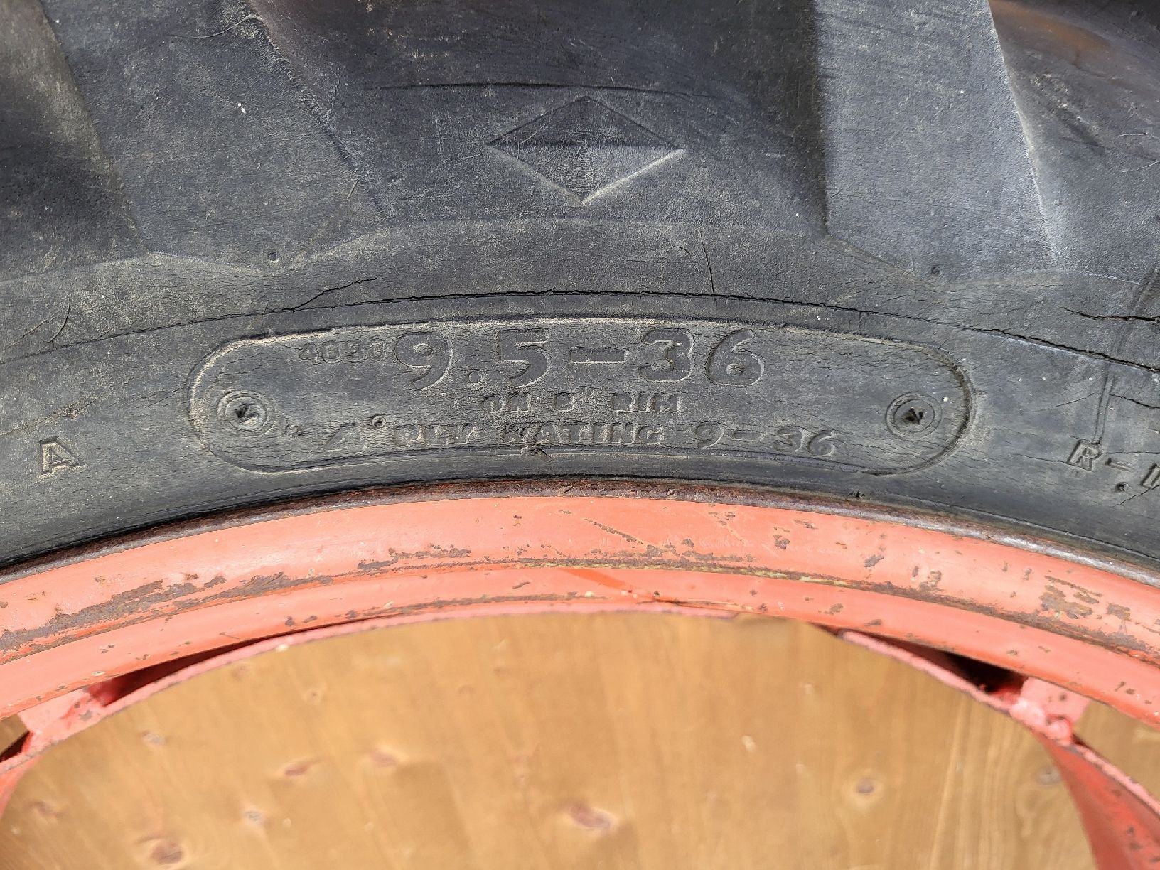 Pneus & Roues: Doppelrad Traktor 9.5R36 – D'occasion à Höfen b. Thun par Super75 3