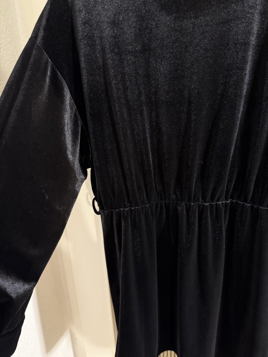 Zara Vestiti: Robe Zara noir velours – Nuovo (secondo la descrizione) da Monthey venduto da iri_9pt5 4