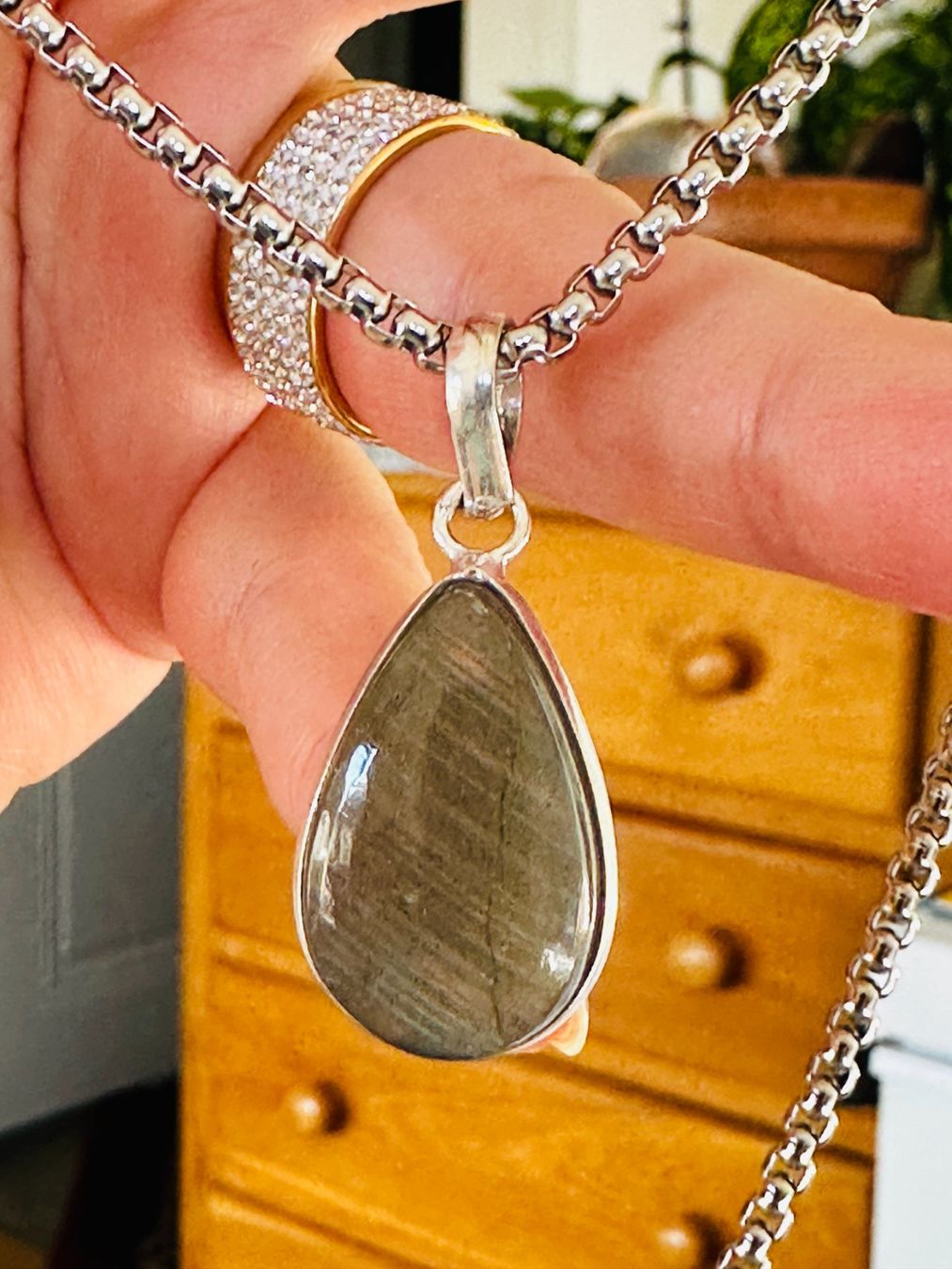 Catenine: Labradorite necklace – Nuovo e nell'imballaggio originale da Genève venduto da AGBERG 1