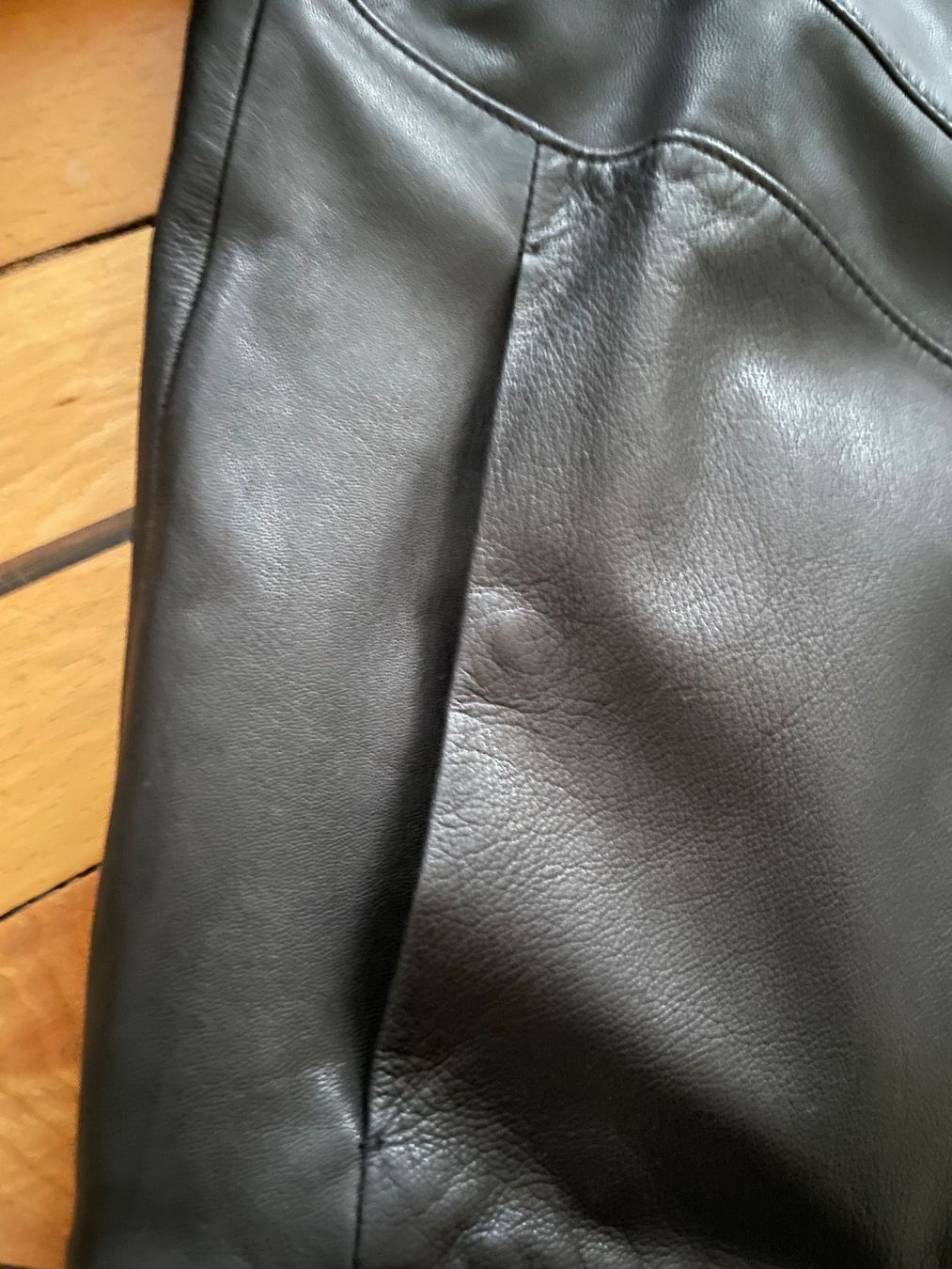 Hugo Boss Giacche: Hugo Boss Lederjacke (L) – Usato da Luzern venduto da Mallku 7