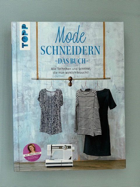 Libri: Nähbuch "Mode schneidern, Das Buch" von Topp – Nuovo (secondo la descrizione) da Lostorf venduto da Nick1258