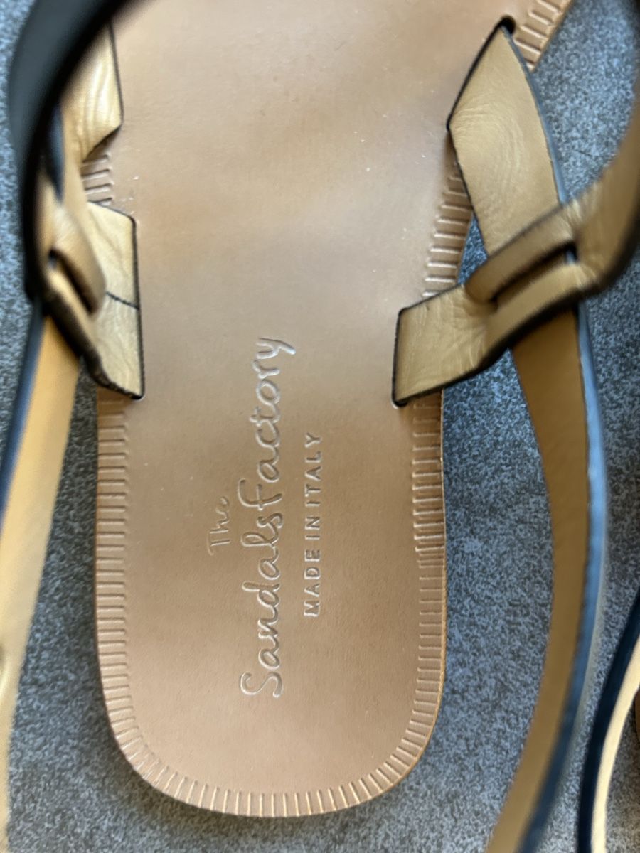 Scarpe da donna: Sandales noires cuir pointure 37 – Usato da Gorgier venduto da hcaroline4 1