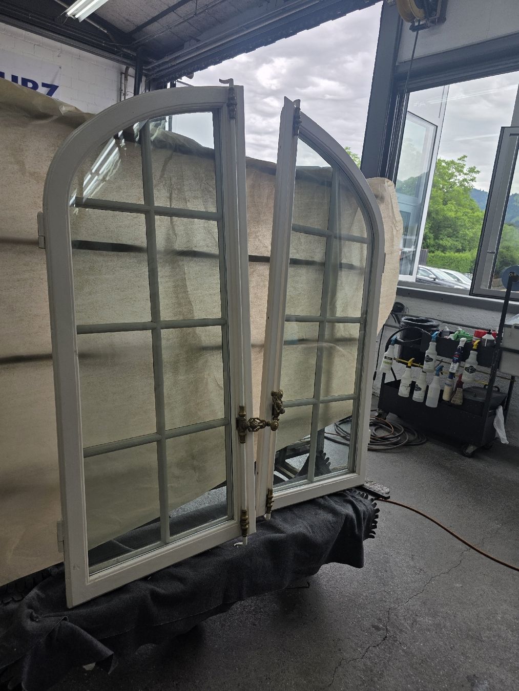 Finestre: Fenster Schweizernationalbank Bern – Usato da spiez venduto da kernen82 1