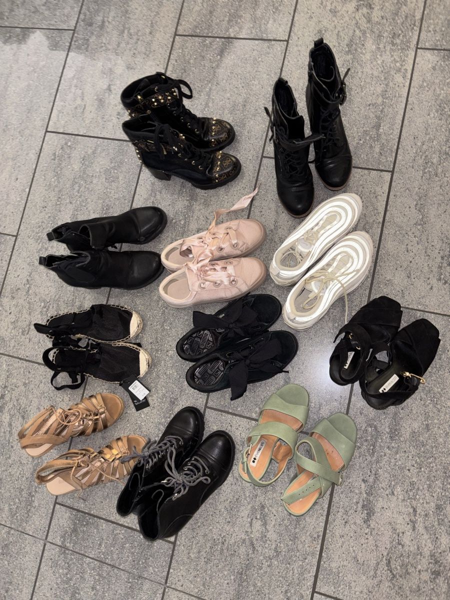 Damenschuhe: Schuhset Damen Grösse 36 – Gebraucht aus Fislisbach von secondhandF