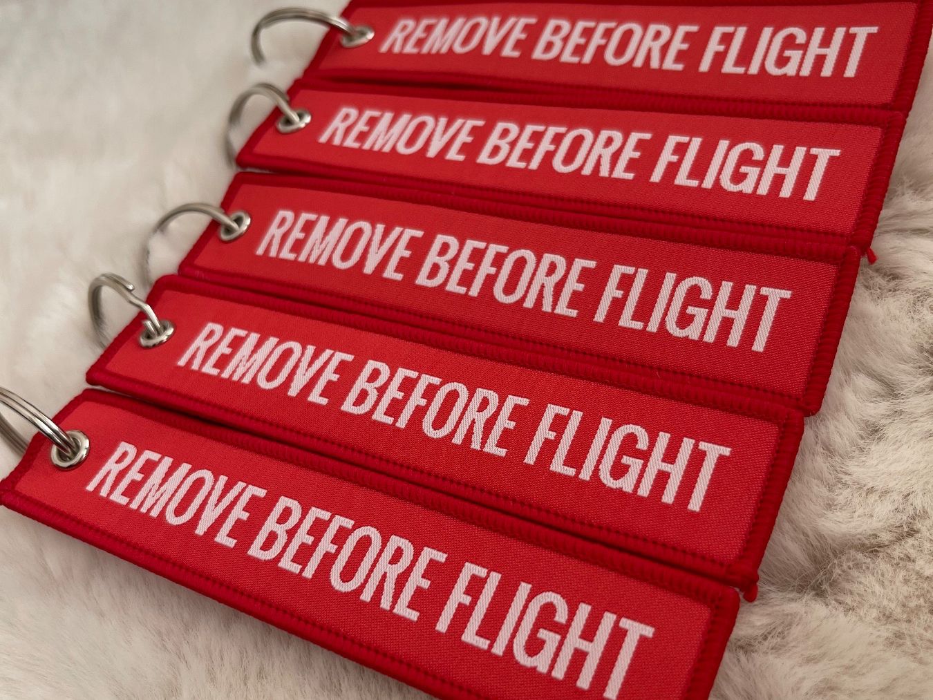 Portachiavi: 5 x Remove before flight Key chain bibelot Schlüsselanhänge – Nuovo e nell'imballaggio originale da Couvet venduto da Aura_aura 1