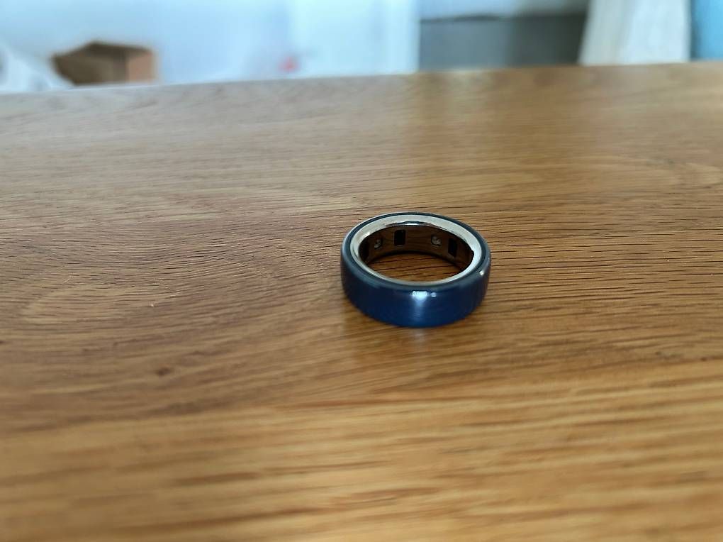 Bagues: Oura Ring 4 ceramic midnight – D'occasion à Luzern par david198605 1
