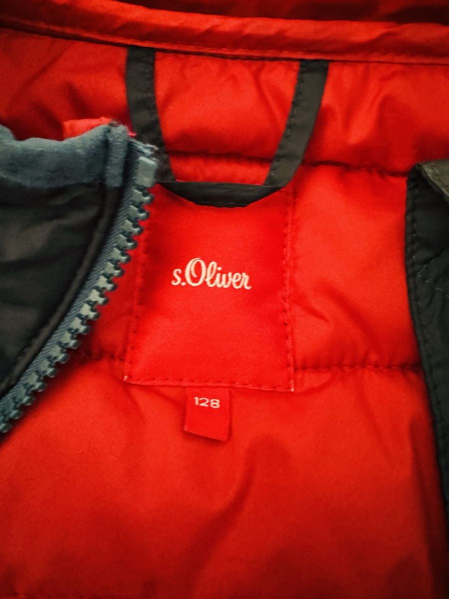 Altro abbigliamento per bambino: Junge Weste S.Oliver grosse 128 – Usato da Leibstadt venduto da Ukrainelvivvorever 1