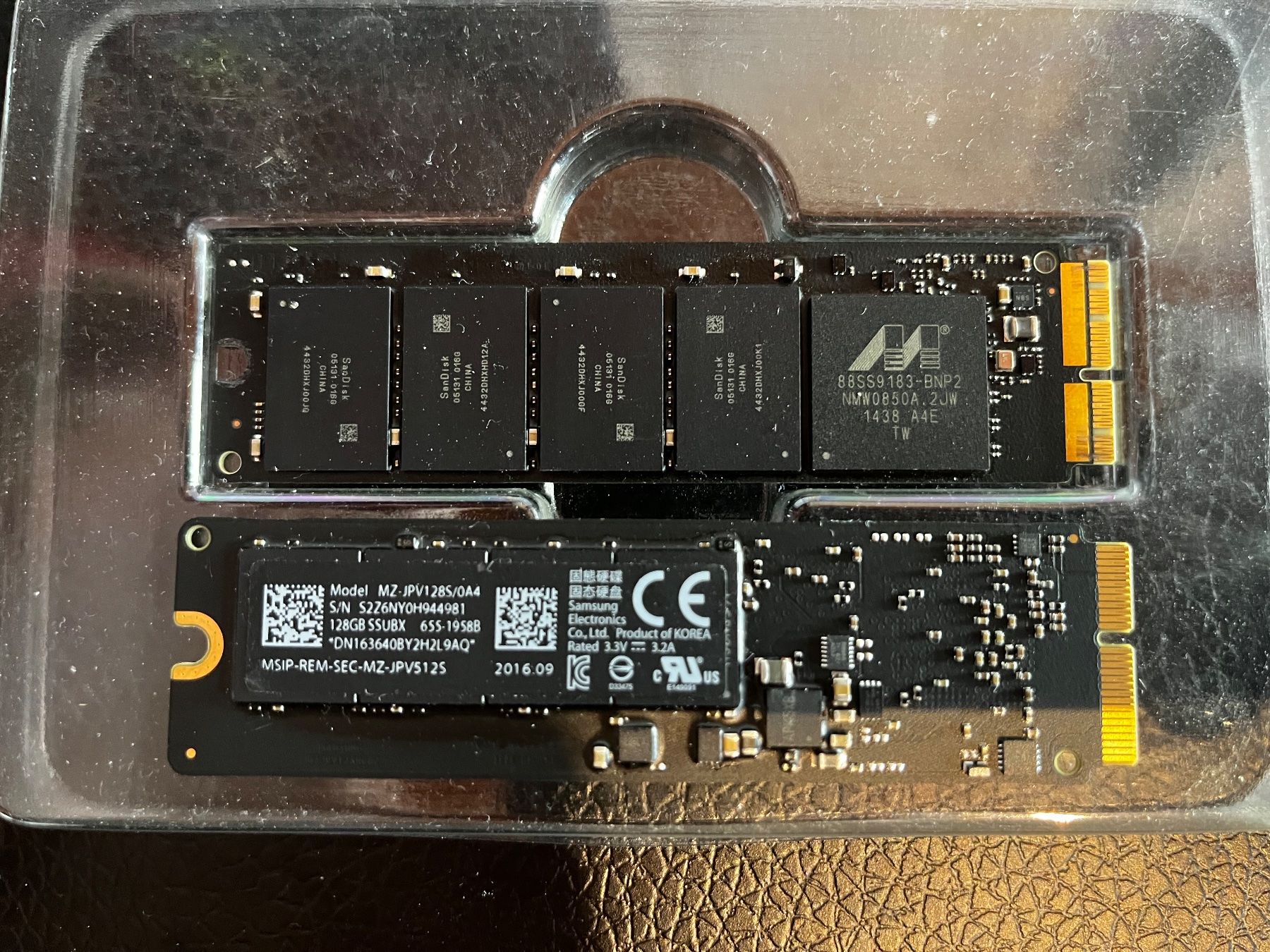 Apple Disques durs: Apple SSD 128gb 2x – D'occasion à Geuensee par ber_tyt7 1