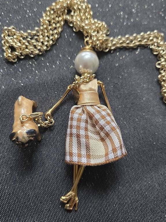 Statuette: Le Carose Frau mit Mops – Usato da Hochwald venduto da Susi036 2