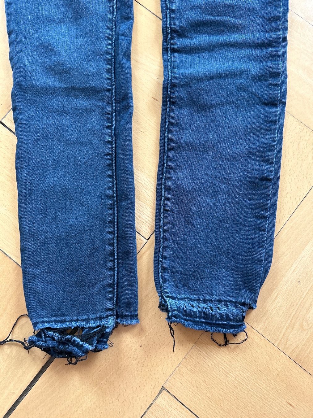 Levi's Jeans: Levi’s 27x32 – Usato da Muralto venduto da kar_ft6r 2