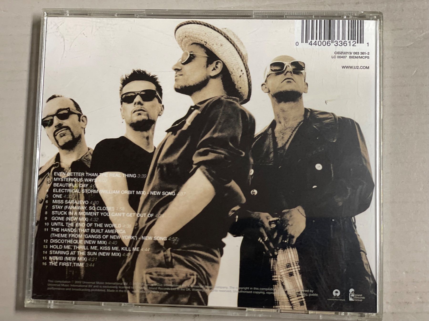 CD: U2-The Best – Usato da Muri b. Bern venduto da AdidasCollector 1