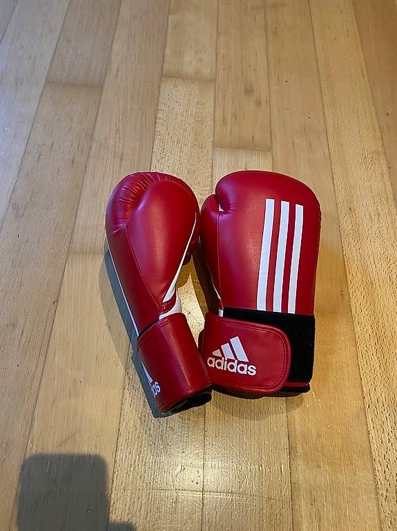 Handschuhe & Handstulpen: Adidas Boxhandschuhe rot – Gebraucht aus Gutenswil von Benist89 1