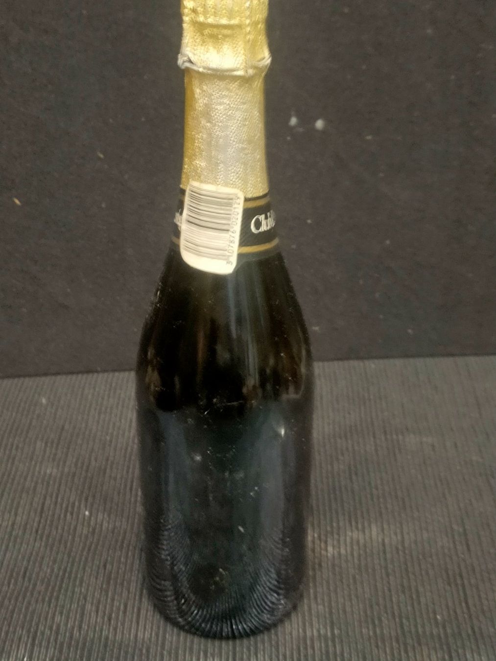 Vino: LE REINEVALD VIN MOUSSEUX – Nuovo (secondo la descrizione) da Genève venduto da Leboucheoreilles 5