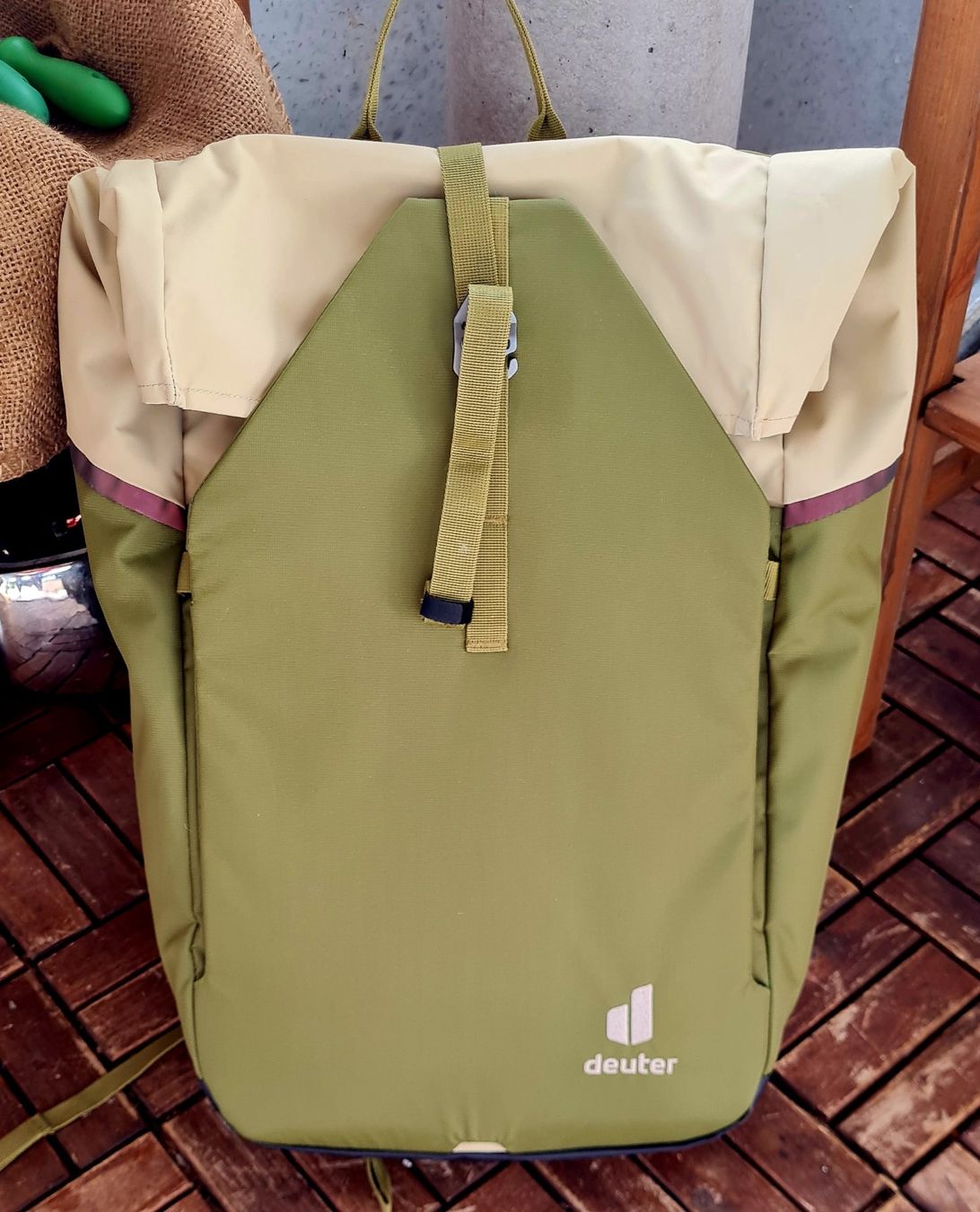 Deuter Zaini: DEUTER VELORUCKSACK XBERG 25, NEU!!! – Nuovo (secondo la descrizione) da Oberriet SG venduto da bar_dvj2