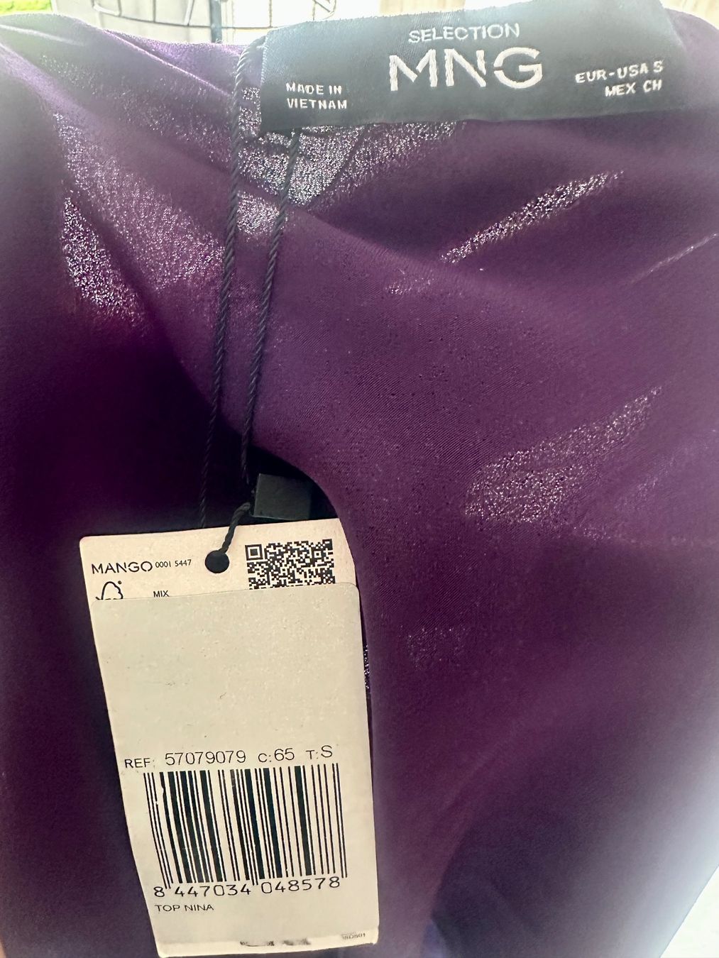 Mango Top: Wunderschönes satiniertes Träger Top von Mango, NEU – Nuovo e nell'imballaggio originale da Bremgarten AG venduto da jiom 9