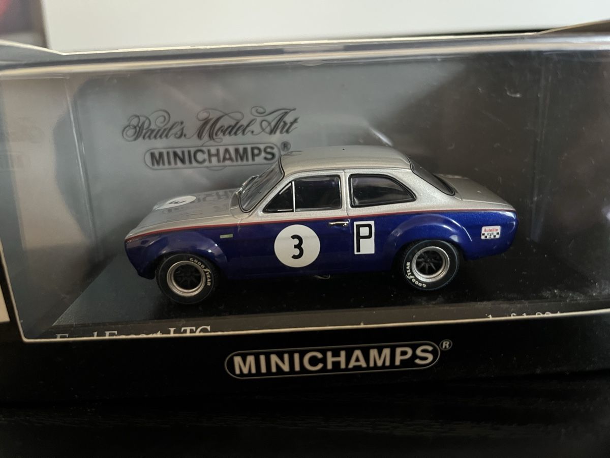 Minichamps Modellini d'auto: Ford Escort. 1:43 Minichamps – Nuovo e nell'imballaggio originale da Rümlang venduto da Papamoll4