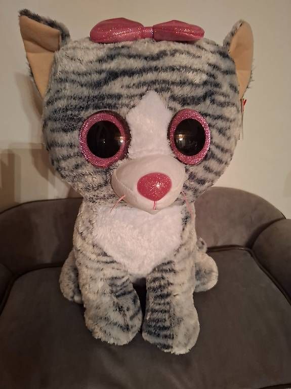 Jouets: Neuwertige grosse Plüschkatze – D'occasion à Gossau SG par ChryslerC300