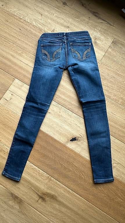 Hollister Jeans: Hollister Jeans – Usato da Rombach venduto da ste_5zvl 3