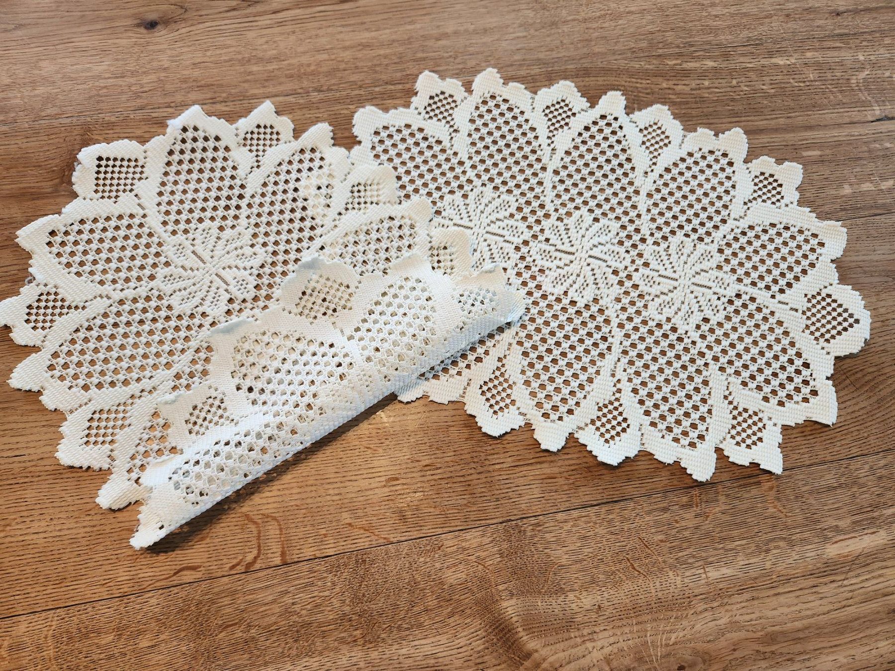 Sonstige Tischwäsche: 2 schöne Tischdeckchen, Vintage – Gebraucht aus Fanas von Rurero03 2