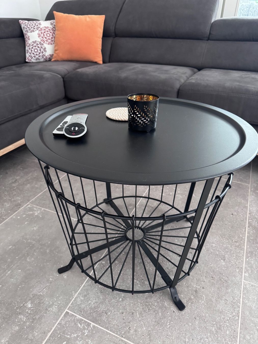 Ikea Tavoli: Couchtisch – Usato da Lüscherz venduto da k4t_pl5f