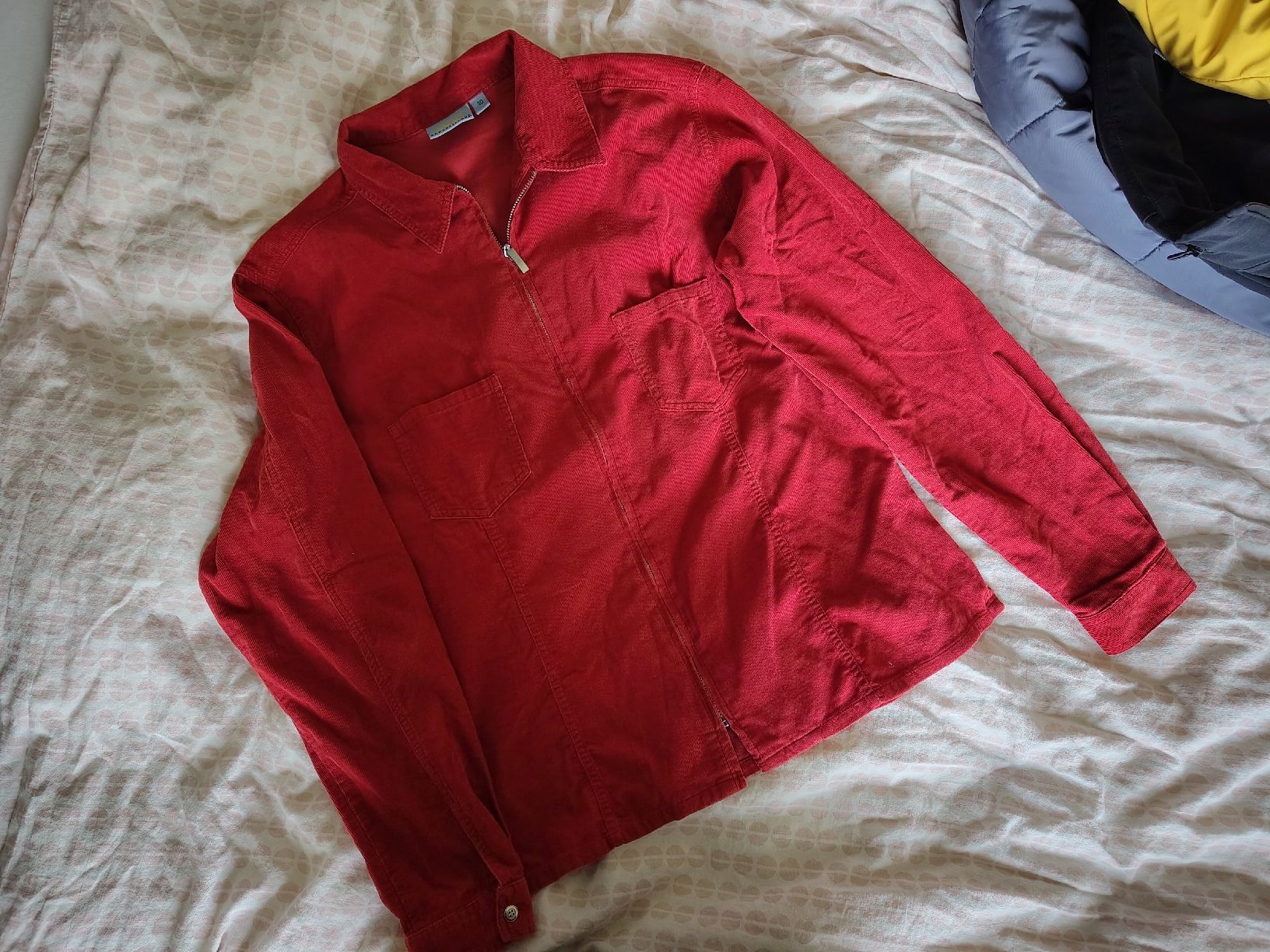 Vestes: Rote Jacke 40 – D'occasion à Rüti ZH par 11120 1