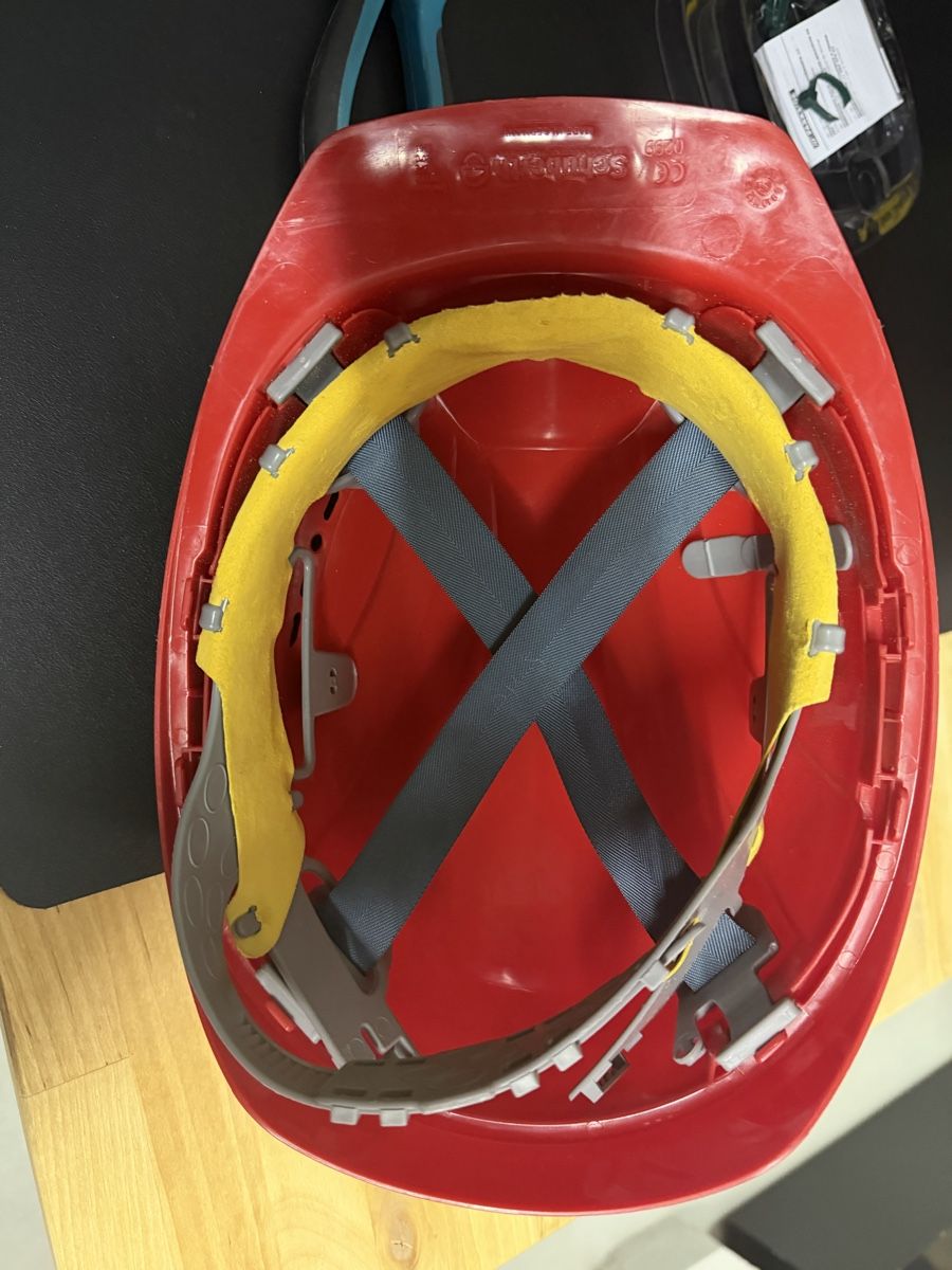 Protezione per viso e udito: Hilti Baustellenhelm schuperth – Usato da Nottwil venduto da marcowu79 2