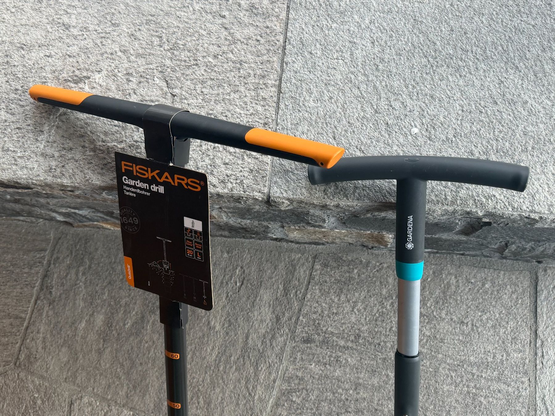Tutti gli attrezzi: Gardena Unkrautstecher + Fiskars Handerdbohrer Grösse L – Nuovo (secondo la descrizione) da Jenaz venduto da Sandrobordoli 6