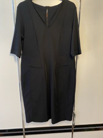 Damen Kleid von MARCCAIN Gr.N6 (42)