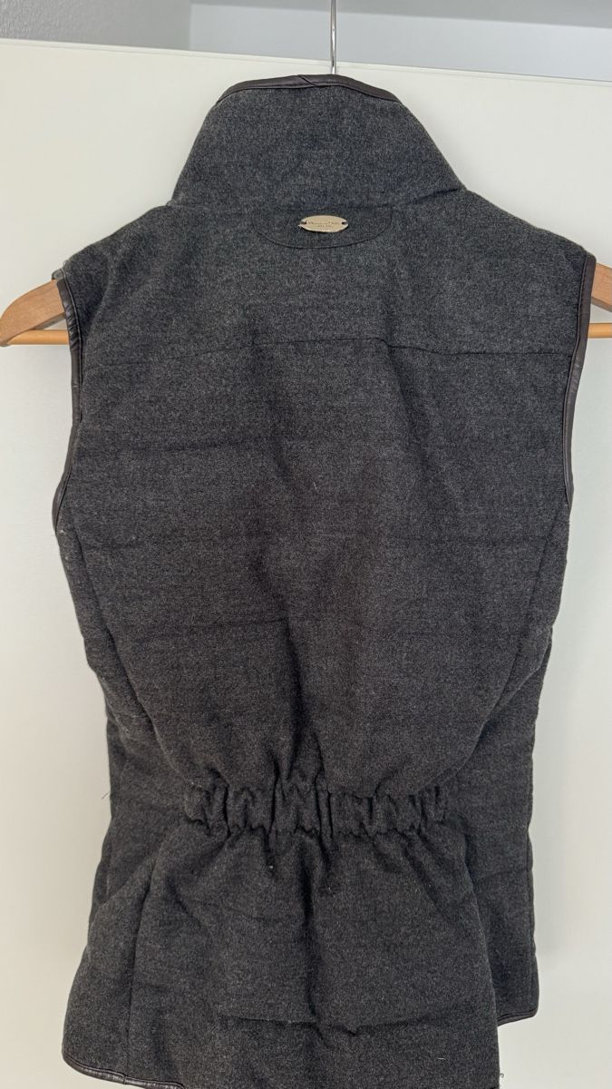 Massimo Dutti Gilet & Giacche senza maniche: Stylische Weste XS Massimo Dutti – Nuovo (secondo la descrizione) da Meggen venduto da suk_v5lx 2