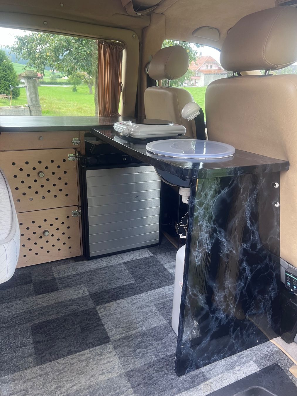 VW Camping Fahrzeuge: VW T5 Caravelle 2.5 TDI – Gebraucht aus Arni BE von wan_l6bq 5