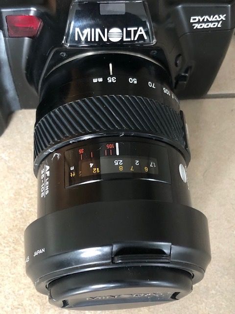 Minolta Fotocamera: Minolta Spiegelreflexkamera Dynax 7000i mit Original Blitz – Usato da Riehen venduto da Dodolineli 1