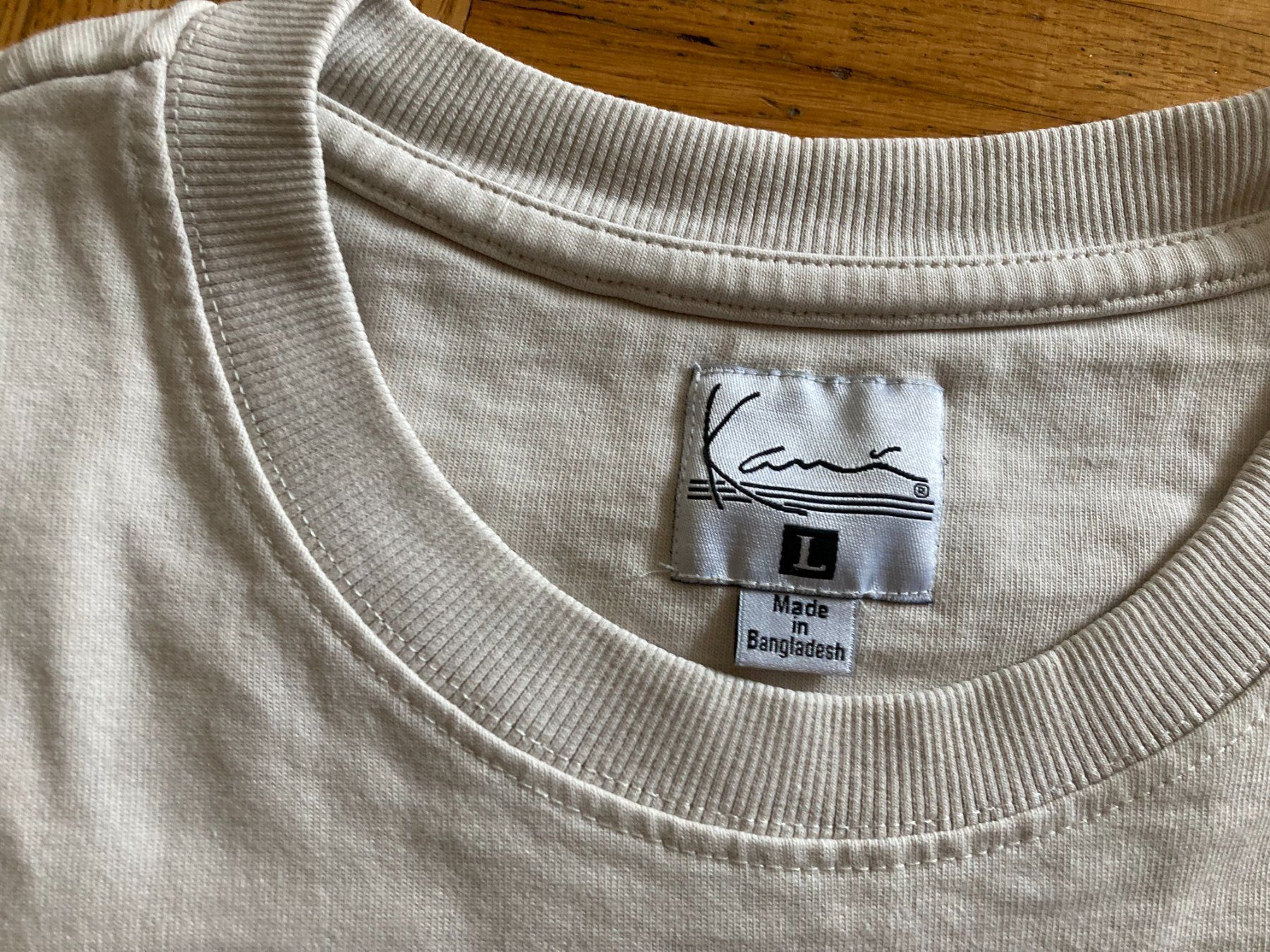 T-shirt: Karl Kani T-Shirt beige – Usato da Obfelden venduto da miau68 2