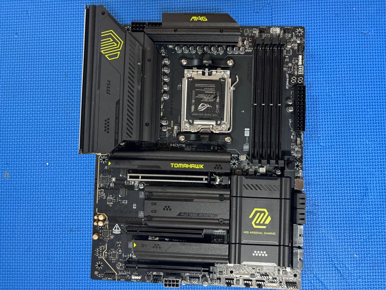 MSI Mainboards: Msi X870 Tomahawk wifi – Gebraucht aus Binz von myswiss