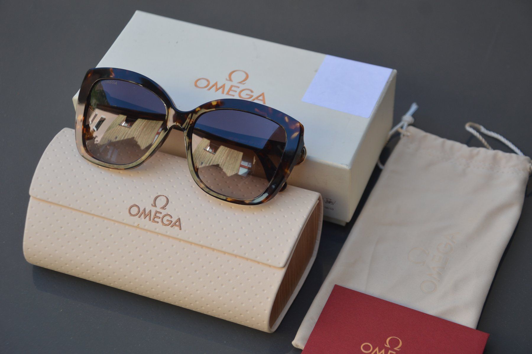 Brillen & Gläser: Sonnenbrille / Lunettes de soleil  Omega – Gebraucht aus Collonges von Auganien 1