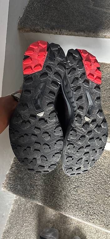 Scarpe da uomo: Scarpe da trailrunning Uomo  – Usato da Castel San Pietro venduto da sab_kdt9 1